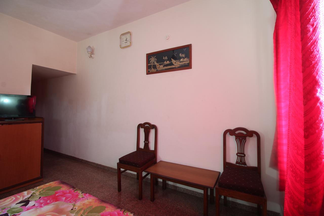 Soubhagya Inn 锡尔瓦萨 外观 照片