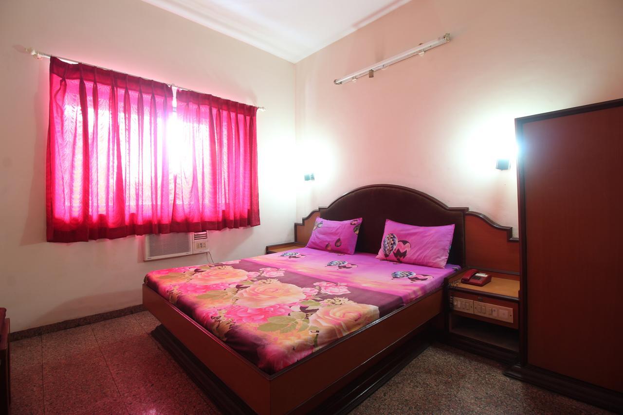 Soubhagya Inn 锡尔瓦萨 外观 照片